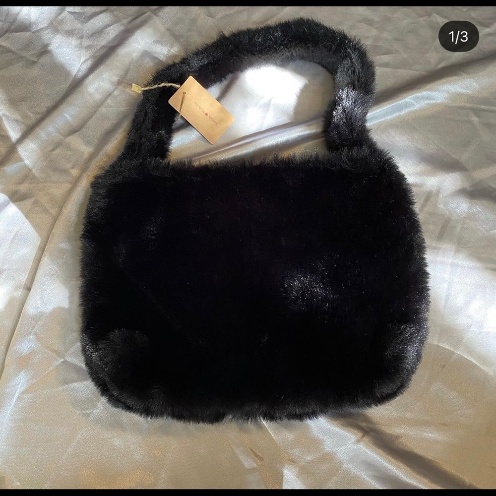 Brandy Melville FUR BAG